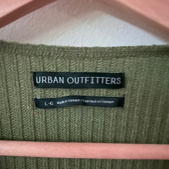 Urban Outfitters green top - Picture 3 of 3